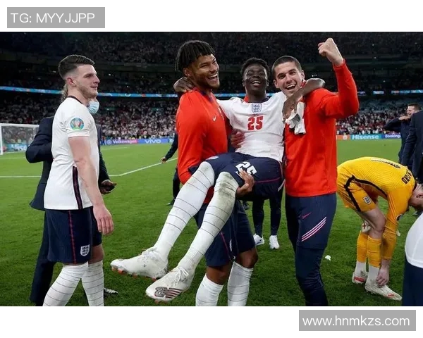 布卡约·萨卡：从天才少年到英格兰足球新领军人物的成长之路